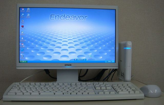「NP11-V」と「LD18W41S」 「NP11-V」と「LD18W41S」